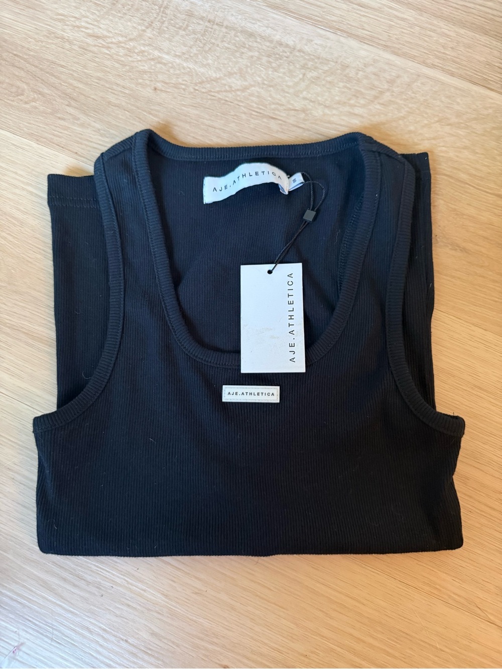 Aje Athletica Ribbed Racerback Tank Black Scoop Neck Sz 08 AU
New